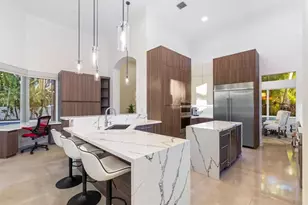 127 Swan Ave, Plantation, FL 33324 - Photo 3