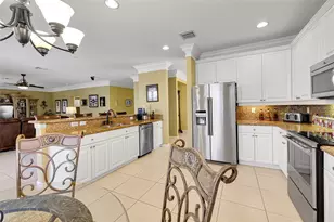 1020 Lavender Cir, Weston, FL 33327 - Photo 25