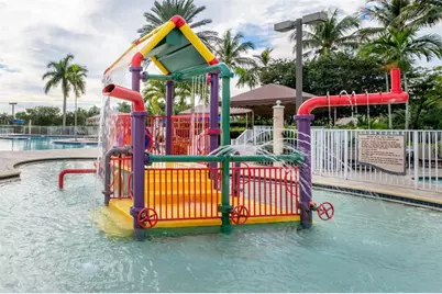 1020  Lavender Cir, Weston, FL 33327 - Photo 85