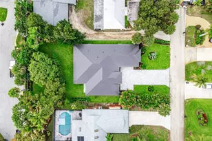 513 SW South Carolina Dr, Stuart, FL 34994 - Photo 37