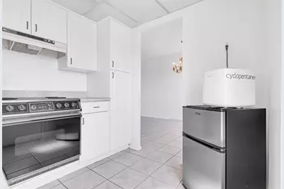 2555 NE 11th St, Unit #804, Fort Lauderdale, FL 33304 - Photo 7