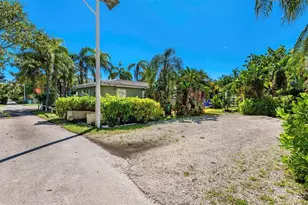 302 SW 15th St, Dania Beach, FL 33004 - Photo 59