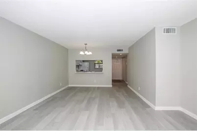 10557 NW 10th St, Unit #101, Pembroke Pines, FL 33026 - Photo 5