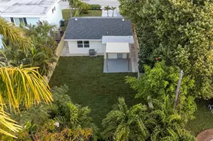 770 NE 34th Ct, Oakland Park, FL 33334 - Photo 21