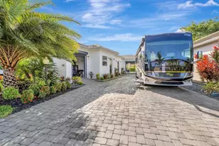 510 S Cortez Dr, Pompano Beach, FL 33068 - Photo 37