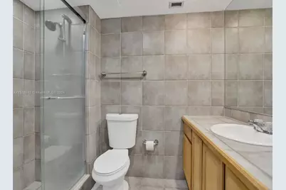 11930 N Bayshore Dr, Unit #601, North Miami, FL 33181 - Photo 9