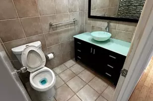 11930 N Bayshore Dr, North Miami, FL 33181 - Photo 11