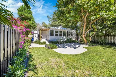 1636 NE 4th Ct, Fort Lauderdale, FL 33301 - Photo 23