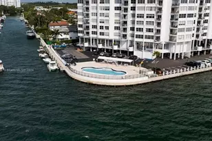 11930 N Bayshore Dr, North Miami, FL 33181 - Photo 9