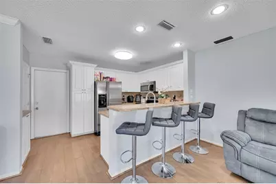 10615 NW 12th Ct, Plantation, FL 33322 - Photo 5