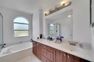 10615 NW 12th Ct, Plantation, FL 33322 - Photo 13