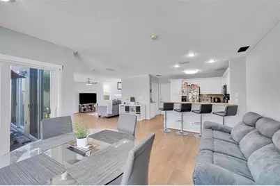 10615 NW 12th Ct, Plantation, FL 33322 - Photo 7