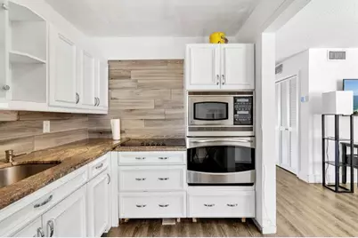 4770 NW 10th Ct, Unit #106, Plantation, FL 33313 - Photo 9