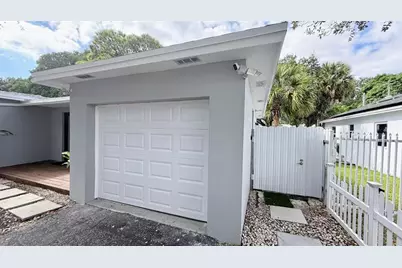 433 NW 15th Way, Fort Lauderdale, FL 33311 - Photo 7