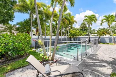 2860  Wilderness Rd, West Palm Beach, FL 33409 - Photo 39