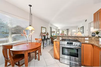 1424  Holly Heights Dr, Unit #1, Fort Lauderdale, FL 33304 - Photo 11