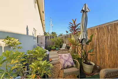 1424  Holly Heights Dr, Unit #1, Fort Lauderdale, FL 33304 - Photo 19