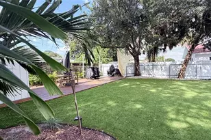 433 NW 15th Way, Fort Lauderdale, FL 33311 - Photo 43