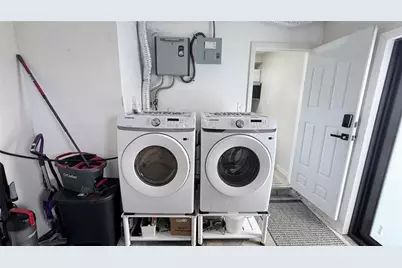 433 NW 15th Way, Fort Lauderdale, FL 33311 - Photo 23