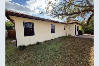 3663 SE 2nd Dr, Homestead, FL 33033 - Photo 3