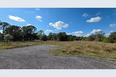 380 N Jinete Street, Clewiston, FL 33440 - Photo 3