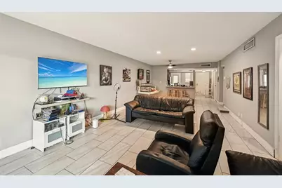 6301 N Falls Circle Dr, Unit #111, Lauderhill, FL 33319 - Photo 5