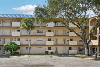 6301 N Falls Circle Dr, Unit #111, Lauderhill, FL 33319 - Photo 17