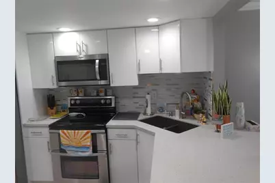 4540 N Ocean Dr, Unit #210, Lauderdale by the Sea, FL 33308 - Photo 11