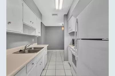 141-145 NE 30th Court, Wilton Manors, FL 33334 - Photo 13