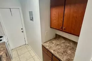 7511 Venetian St, Miramar, FL 33023 - Photo 5