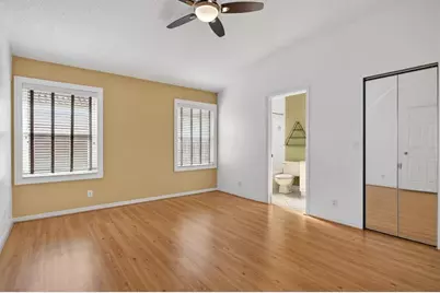 4064  Crescent Creek Dr, Coconut Creek, FL 33073 - Photo 7