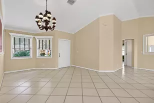 4064 Crescent Creek Dr, Coconut Creek, FL 33073 - Photo 5