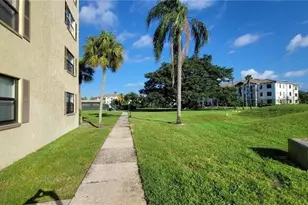 9273 SW 8th St, Boca Raton, FL 33428 - Photo 11