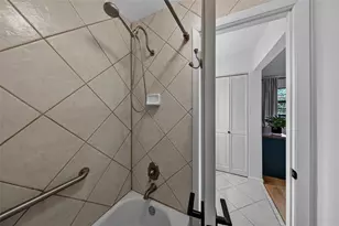 201 NE 16th Pl, Fort Lauderdale, FL 33305 - Photo 21