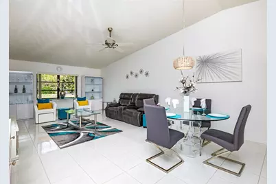 8077  Whispering Palm Dr, Unit #1, Boca Raton, FL 33496 - Photo 9