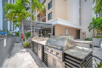 100  Kings Point, Unit #1020, Sunny Isles Beach, FL 33160 - Photo 19