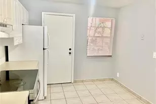 680 Tennis Club Dr, Fort Lauderdale, FL 33311 - Photo 5