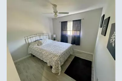 846 SW 15th Street, Cape Coral, FL 33991 - Photo 7