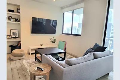 999 SW 1st Ave, Unit #1914, Miami, FL 33130 - Photo 7