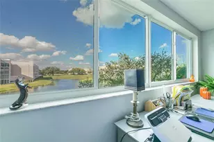 10111 NW 24th Pl, Sunrise, FL 33322 - Photo 5