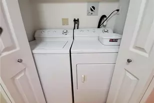 2190 NE 68th St, Fort Lauderdale, FL 33308 - Photo 7