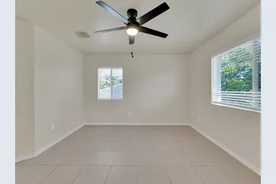 308 NW 17th Ter, Pompano Beach, FL 33069 - Photo 5