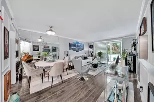 9281 Sunrise Lakes Blvd, Sunrise, FL 33322 - Photo 13