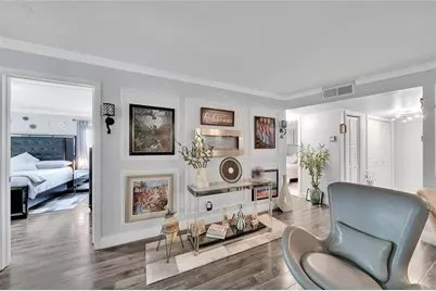 9281  Sunrise Lakes Blvd, Unit #212, Sunrise, FL 33322 - Photo 9