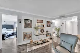 9281 Sunrise Lakes Blvd, Sunrise, FL 33322 - Photo 9