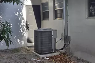 18422 NW 42nd Ct, Miami Gardens, FL 33055 - Photo 21