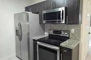 18422 NW 42nd Ct, Miami Gardens, FL 33055 - Photo 5