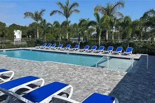 655 SE Lk Fls St, Port Saint Lucie, FL 34984 - Photo 41