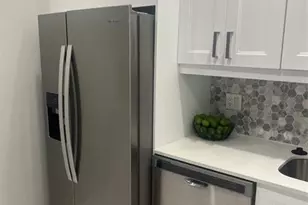 21 Jacaranda Dr, Plantation, FL 33324 - Photo 7