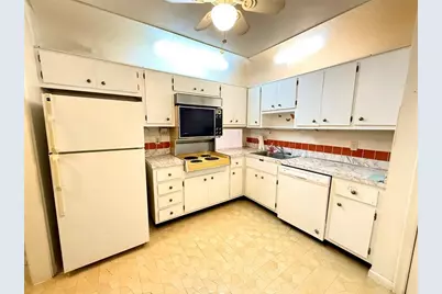 4821 NW 22nd Ct, Unit #211, Lauderhill, FL 33313 - Photo 9